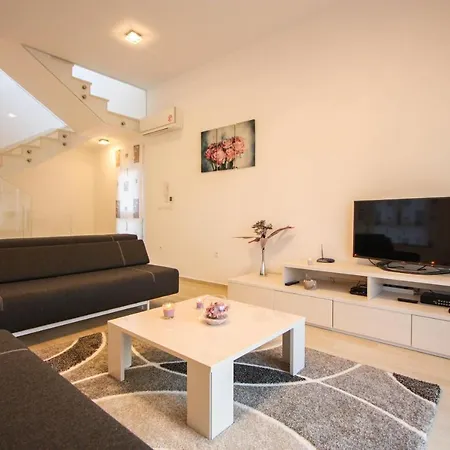 Apartament Sea Note With Pool Trogir